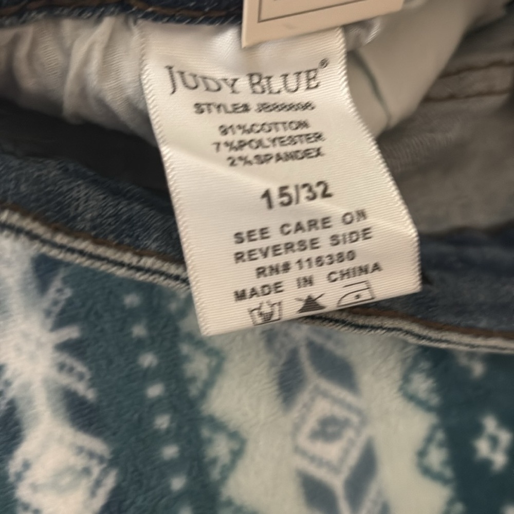 New Judy Blue Boot Cut Jeans in Classic Blue - Picture 10 of 15